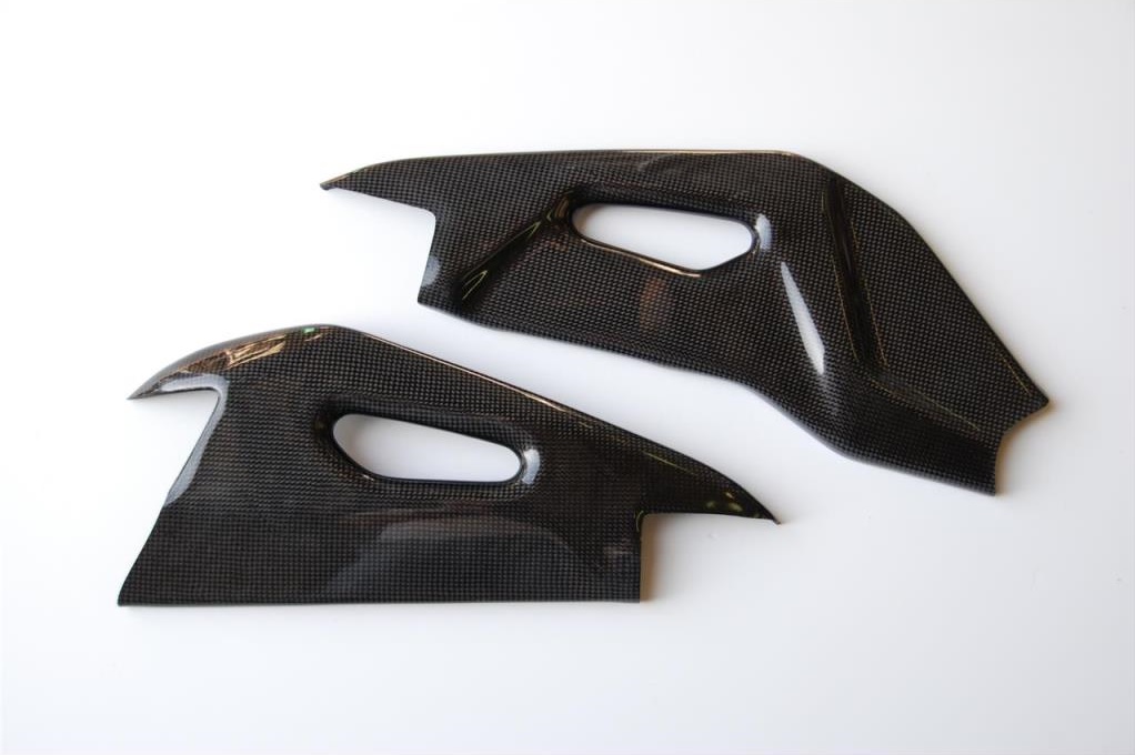 Couvre bras oscillant LighTech carbone brillant RSV4RF / RR (15-17)