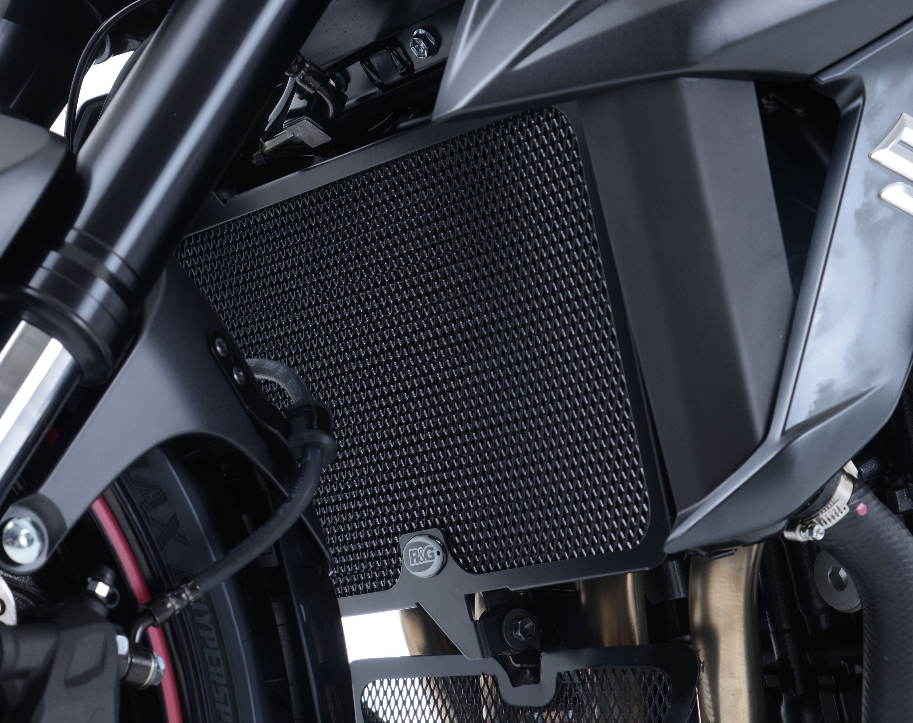 Protection de radiateur noire R&G GSR750 / GSX-S750 (11-18)