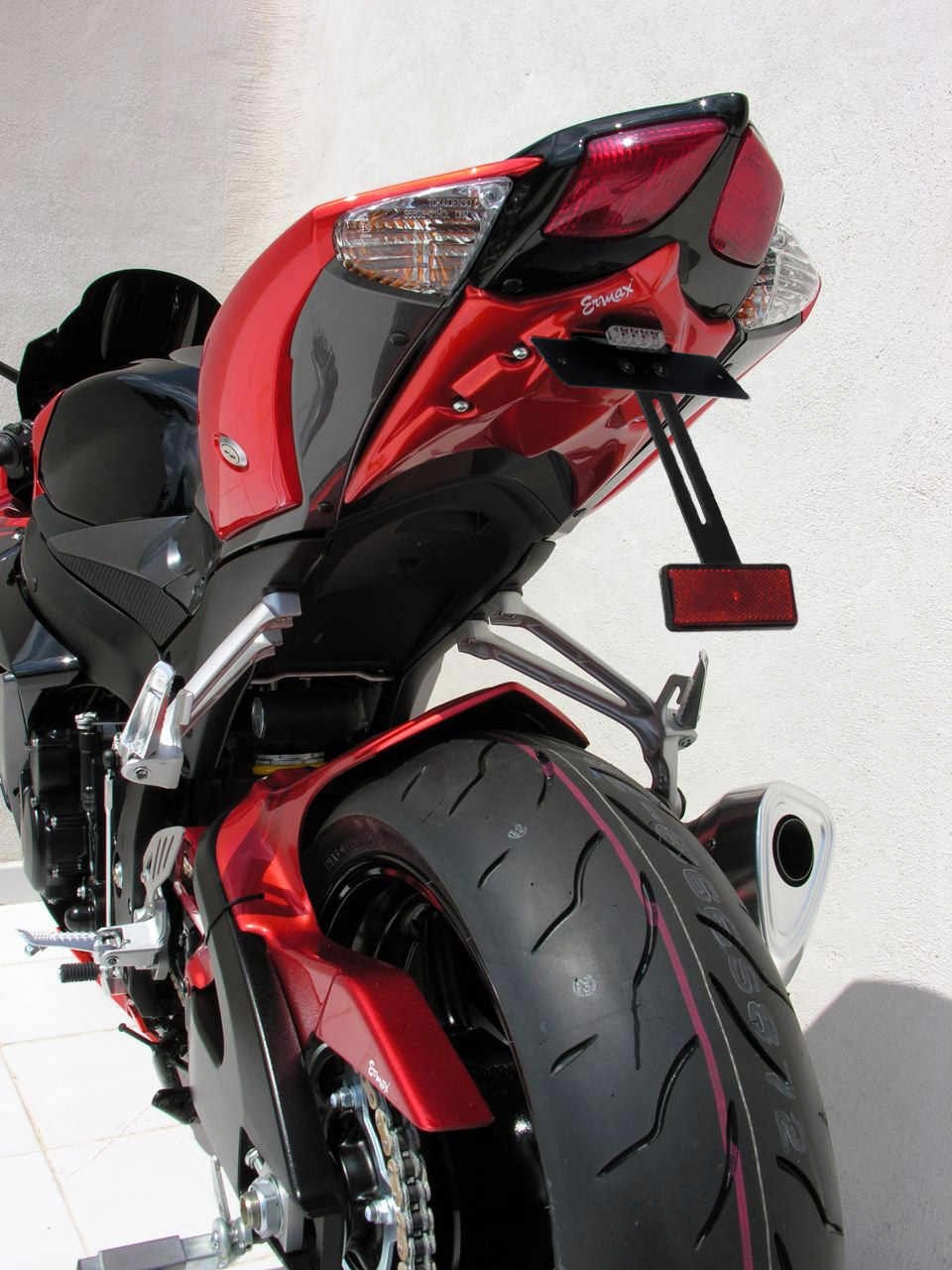 Support de plaque Ermax GSX-R600 / 750 (2008-2010)