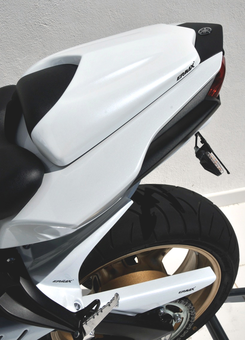 Capot de selle Ermax FZ8 (2010-2016)