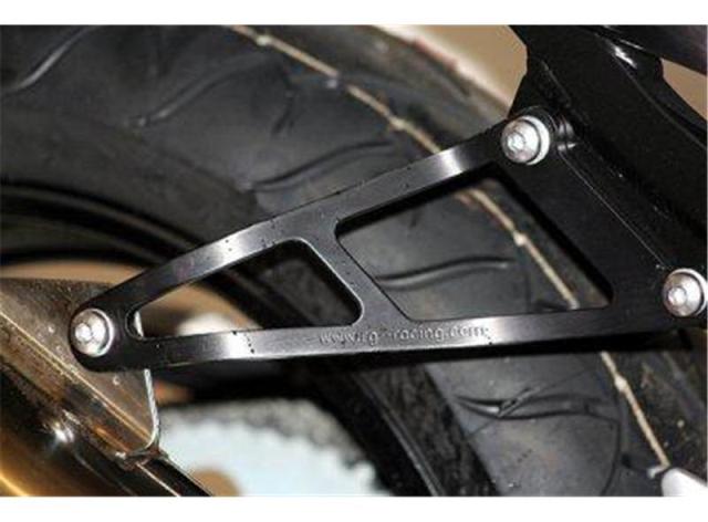 Patte de fixation de silencieux noire R&G CBR954RR (2002-2003)