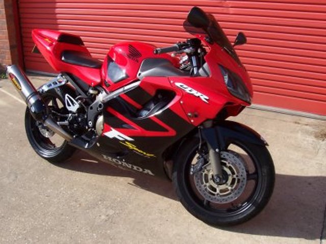 Protection de fourche R&G CBR600F4 / F4i / FS (1999-2004)