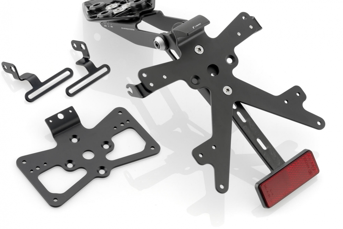 Support d'immatriculation FOX Rizoma Street Triple 675 RX (15-16)