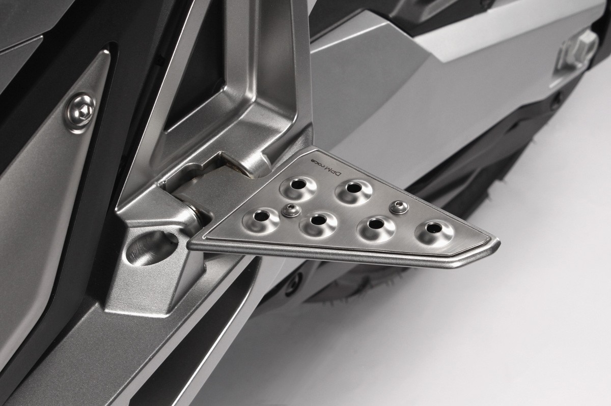 Repose-pieds passager DPM Race X-ADV 750 (17-19)