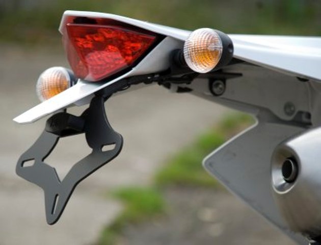 Support de plaque R&G TE 125 (12-14), SMR 630 (10-11)