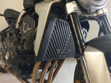 Grille de radiateur noire CB1000R (18-20)