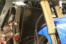 Protection de radiateur noire R&G GSX-R1000 (09-16)