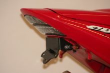 Support de plaque R&G CBR900RR (02-03)