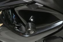 Tampons de protection Aero R&G avec perçage Hayabusa (08-18)